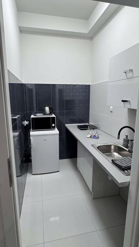 Azyl Hotel Legnica Kültér fotó